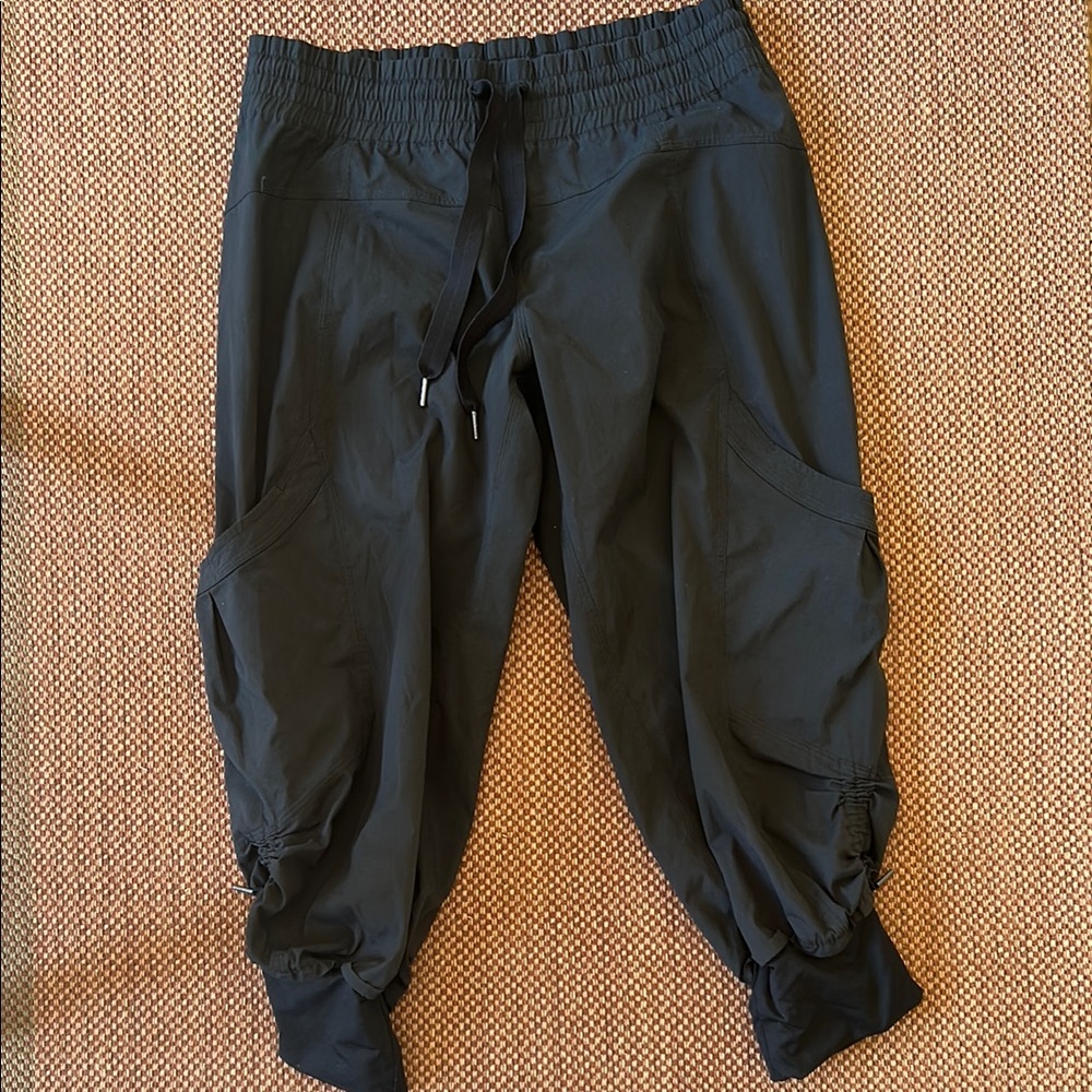 Lululemon Slouchy Jogger Pants